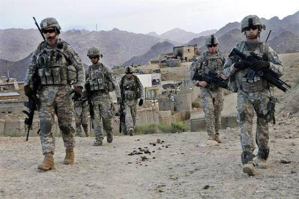 阿富汗美军遭遇“内部袭击” 1人死亡2人受伤