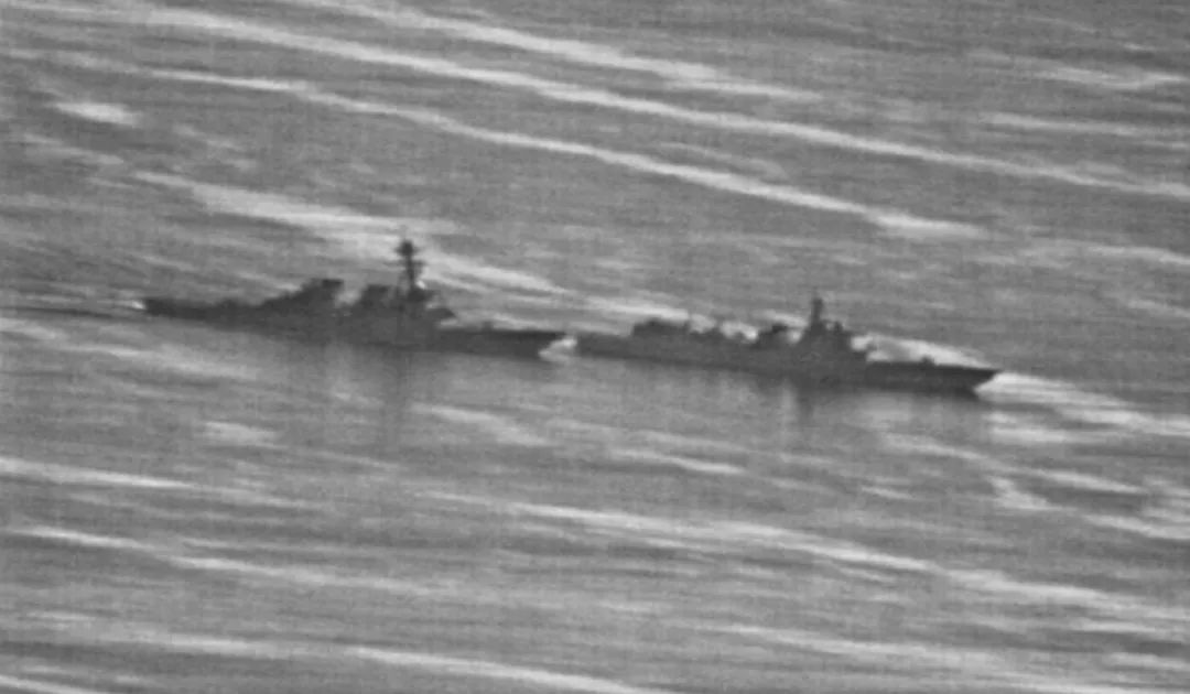 现场直击中华神盾舰南海逼退美军舰 澳总理：要冷静！