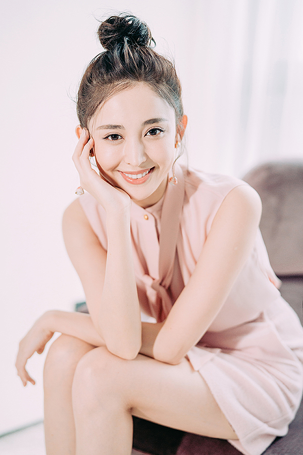 娜扎姐姐发文疑怒斥妹妹前男友:总有一天会付出代价