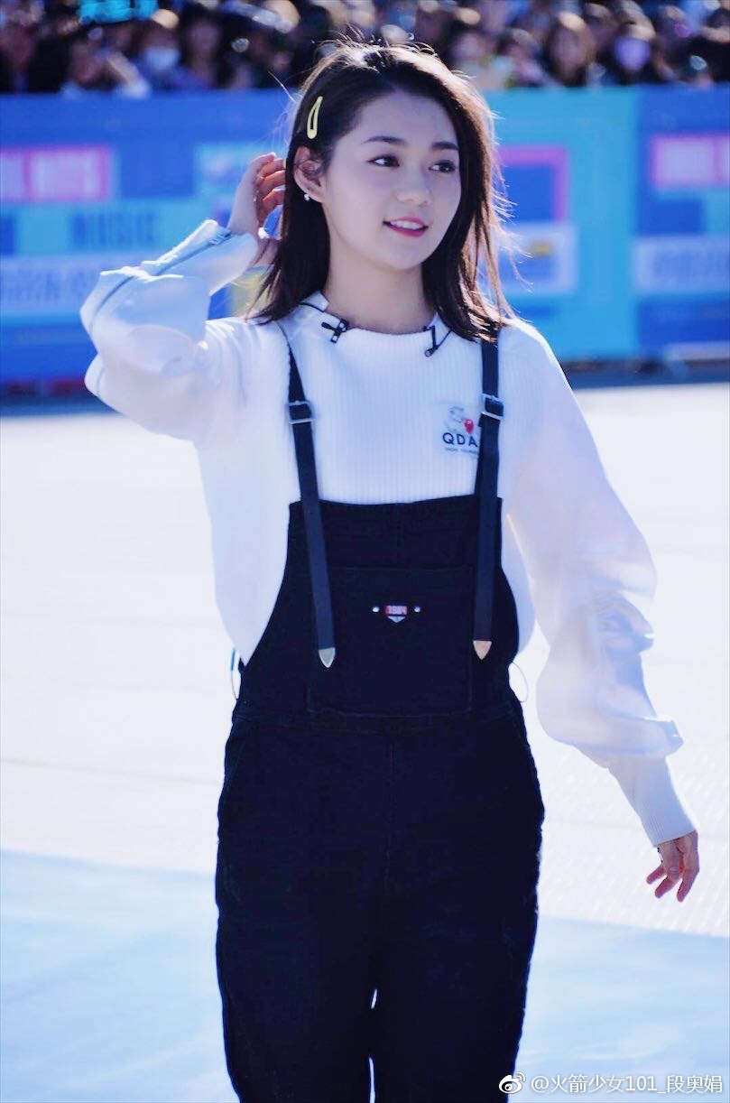 风格一成不变该多无聊 来一款段奥娟的质感眼妆吧