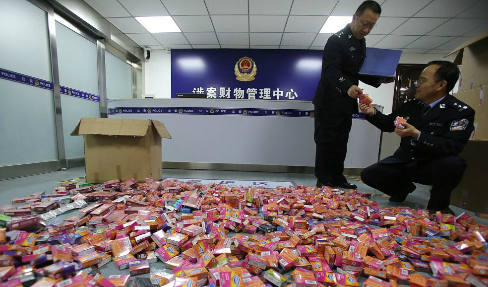 外媒：中国警方查获制售假安全套团伙 涉案额达5000万