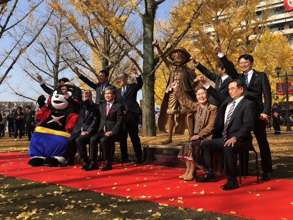 尾田捐5千万救灾熊本 在家乡打造“路飞铜像”谢恩