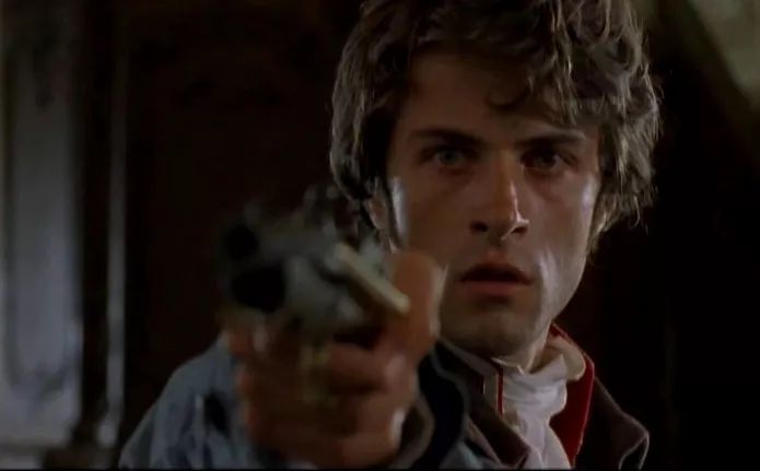 另一个角度的《红与黑》:嫉妒的男人可能比甄