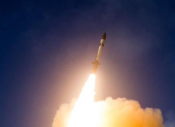 美国“标准3”导弹中段拦截试验成功
