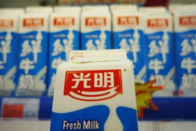 台企面包连锁店85度C起诉光明牛奶商标侵权