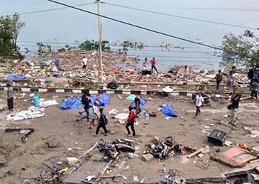 5名中国台湾公民在印尼海啸中失踪，大量居民撤离