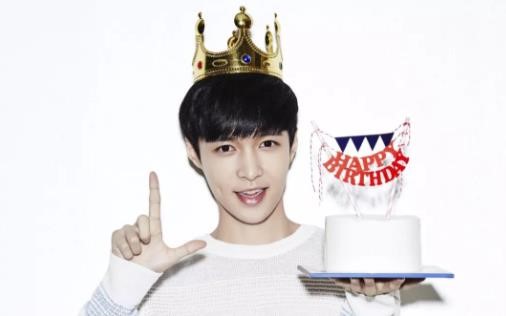 张艺兴承认放飞自我，他说自己累了，不快乐…