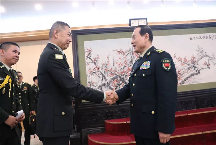魏凤和会见泰国陆军司令