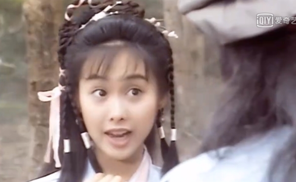 有人用AI将朱茵演的“黄蓉”换成杨幂的脸