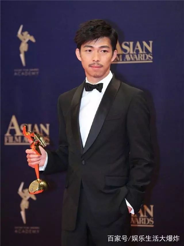 这个“非著名演员”仅凭11句台词就拿大奖，为啥？