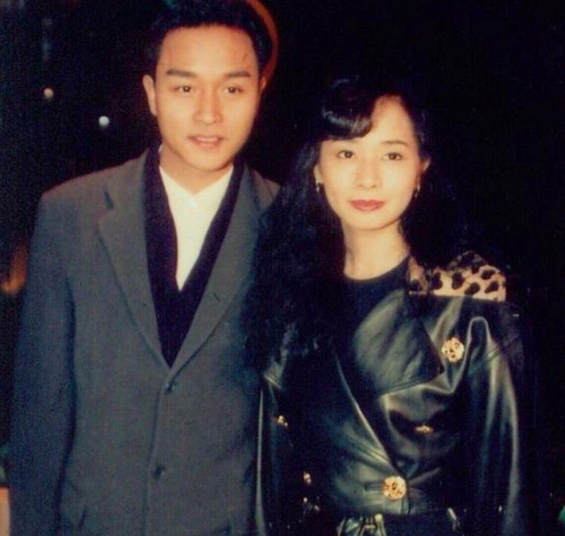张国荣前女友毛舜筠缅怀哥哥 三字回应让人泪目