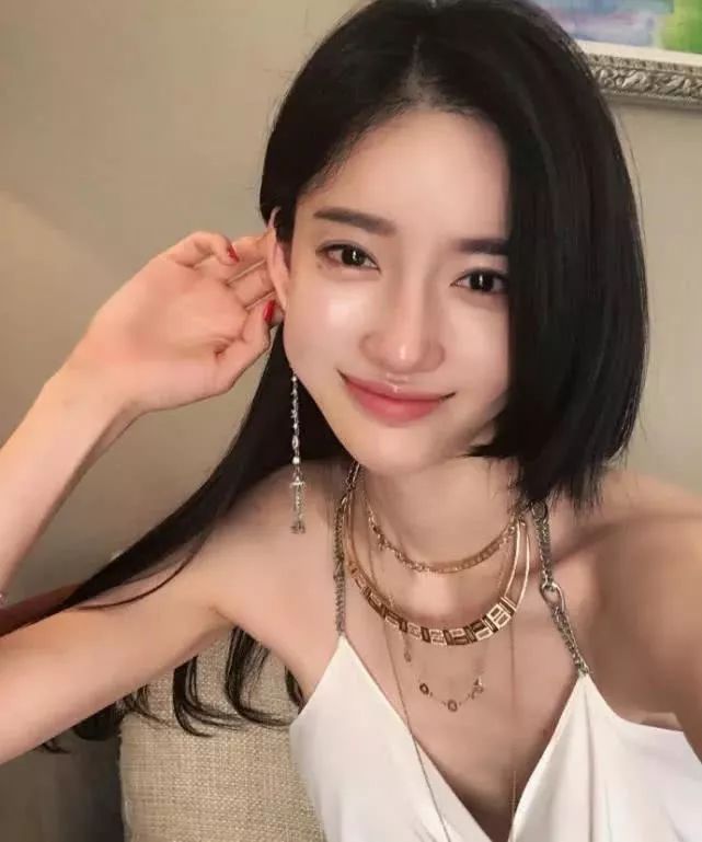 花10亿整成baby，只为来中国捞金？