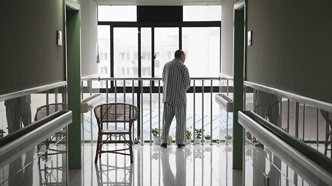 红二代力推尊严死:就怕领导要求不惜一切代价