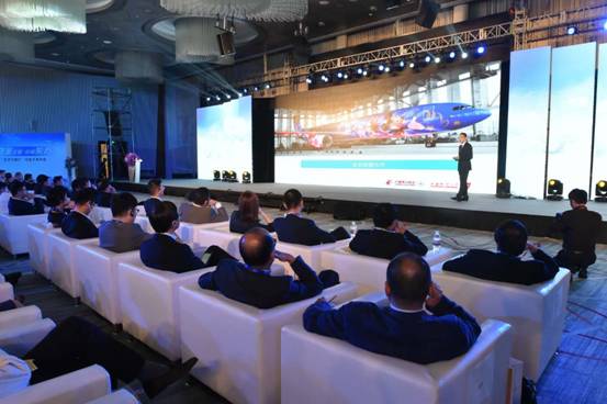 东航首推白金会员卡 为高端客户提供升级服务