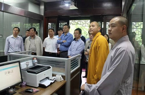 许,栟茶镇2016年第二季度企业家座谈会在无锡开原寺电子会议室成功