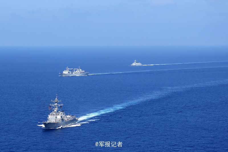 高清图:中美海军军舰联合军演画面-中国学网-中