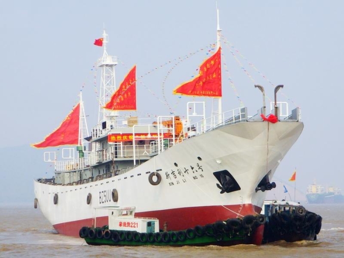 南非扣押中国渔船交罚款获释：因天气恶劣避险