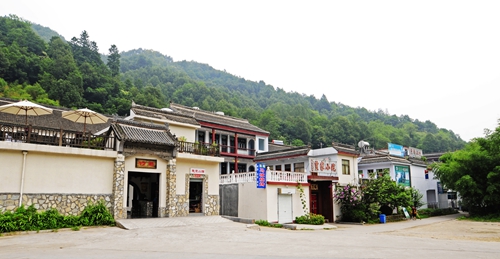 2000年人均工资_2000年我国农村人均