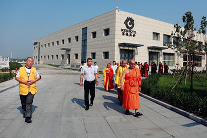 现场纪实:七·二八全球祈福法会主会场唐山龙