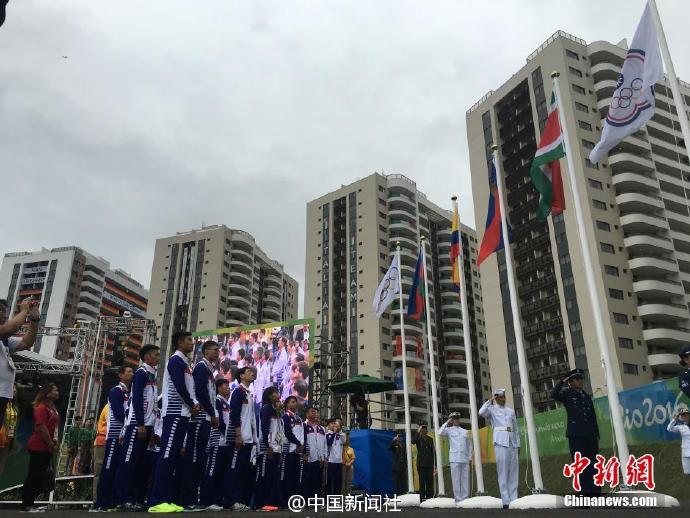 中华台北奥运代表团在里约升旗 目标3金2银1铜(图)