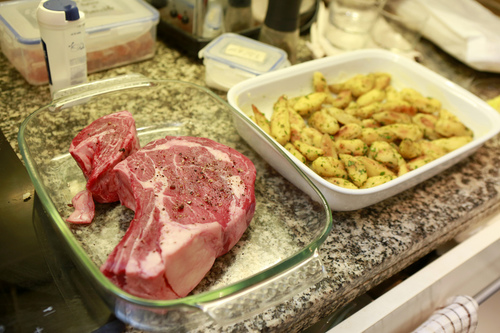 香港哮喘猪肉流出市面事件:政府承认失误致歉