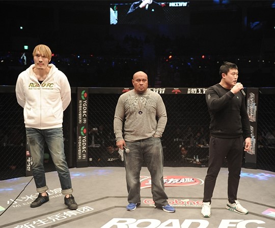 ROAD FC无限制级决赛临近 麦提莫不屑一提崔洪万