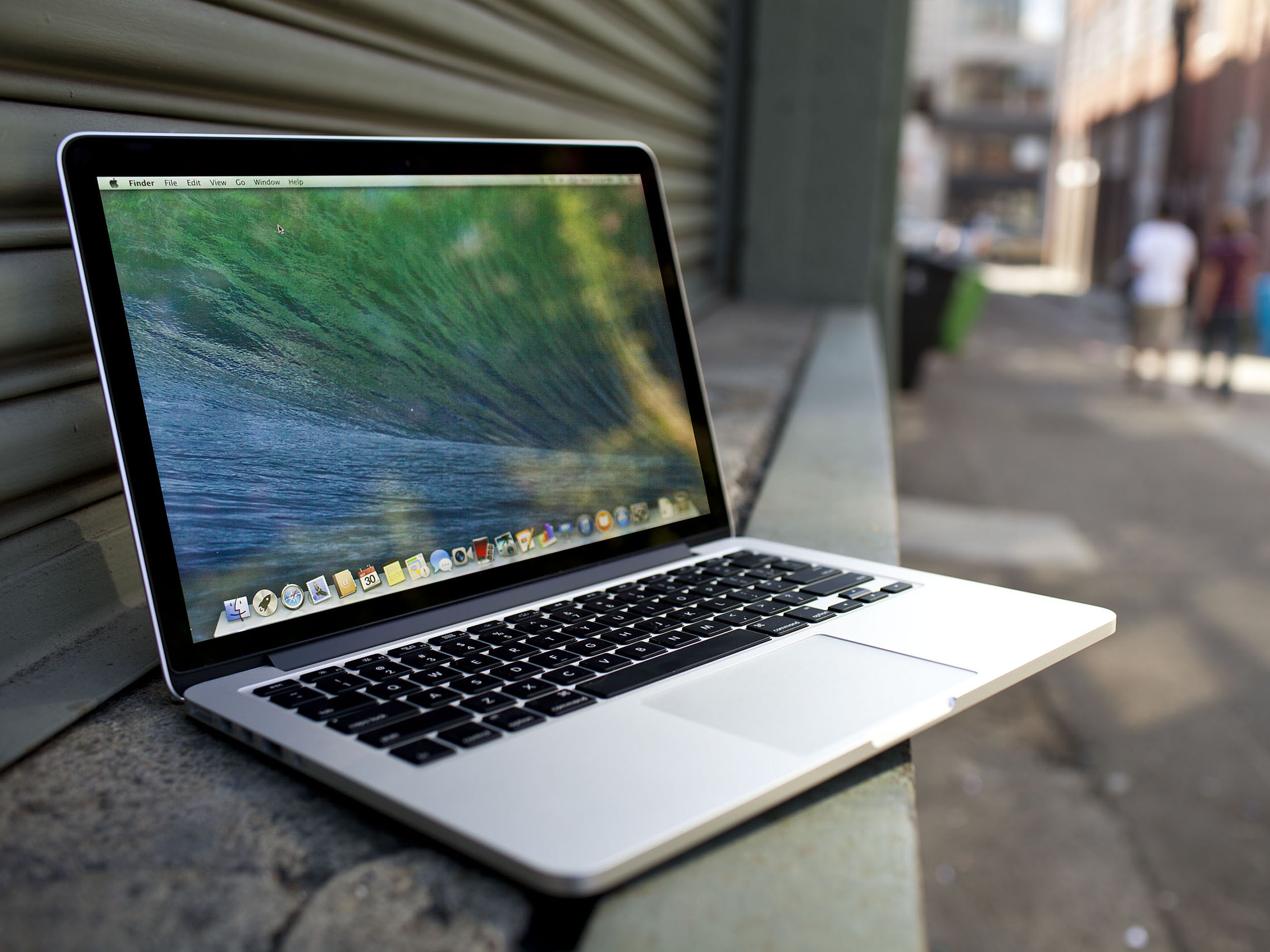 苹果调查泄露天机:MacBook Pro耳机接口也可