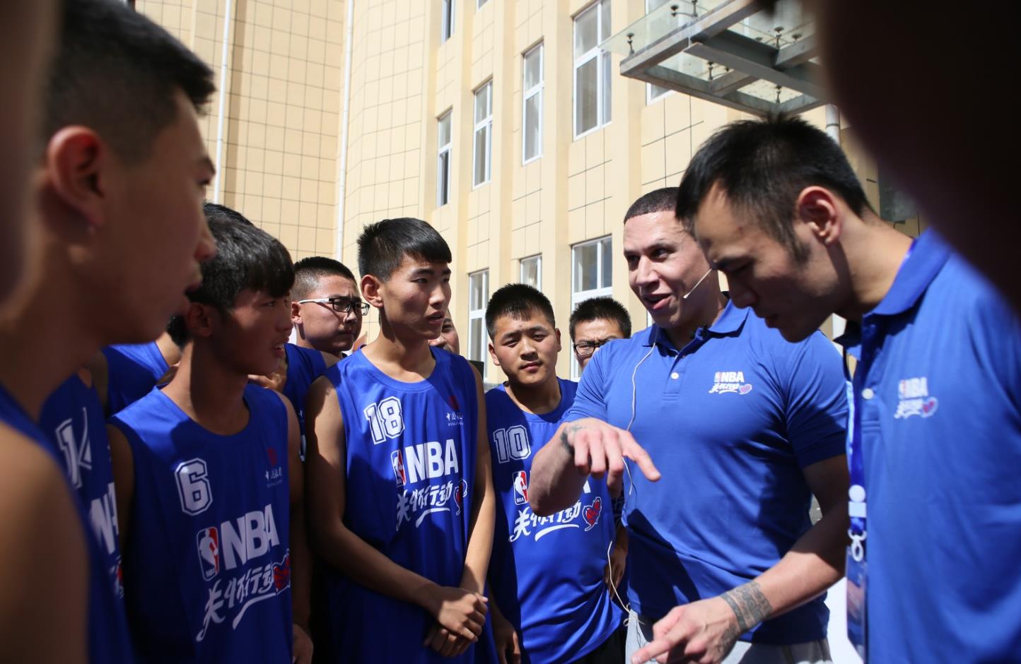 NBA与中国银行结盟,在陕西捐赠NBA标准篮球场