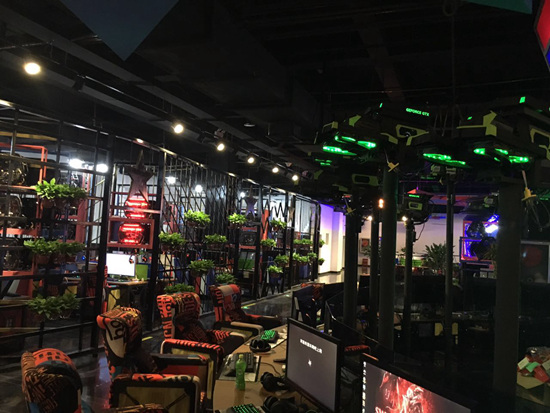 百万星光电竞产业基地隆重开业 打造电竞航母