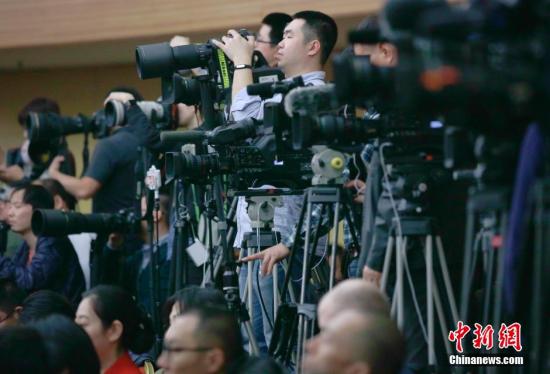 中国拟规定：新闻单位记者站不得从事广告等经营活动