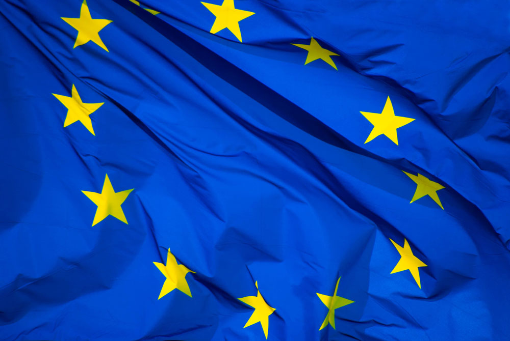 欧盟公布欧元区秋季经济预测 上调经济增长预