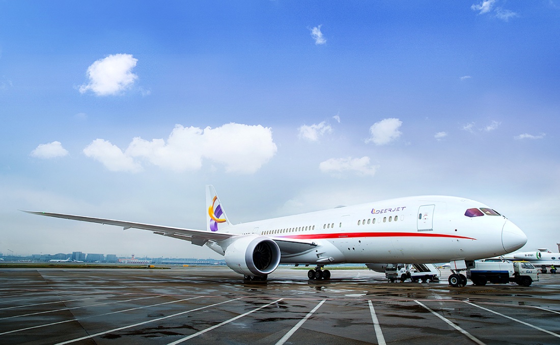 全球首架787梦想商务机亮相上海(图)