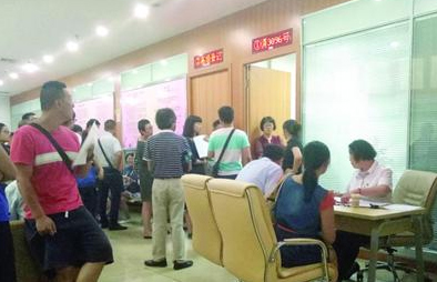 发布虚假“房产新政”引发上海离婚潮，IT男被公诉