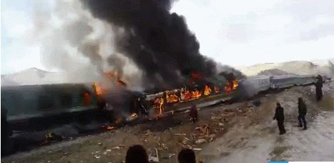 伊朗发生火车相撞 已致8死15伤