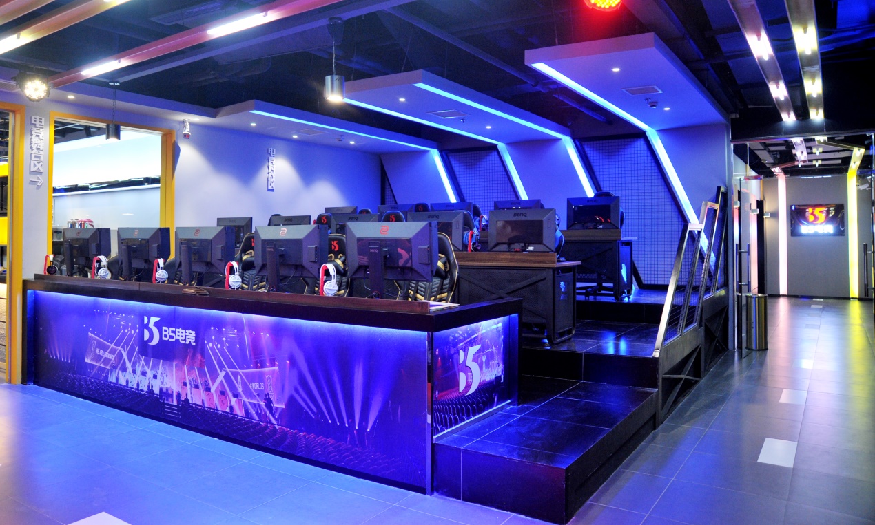 B5电竞馆扬州旗舰店25日开业 赛道主题燃爆_