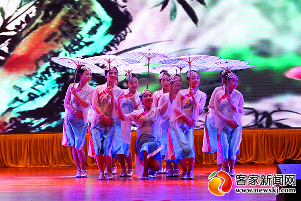 赣州章贡区举办企业文化艺术节 营造浓厚氛围