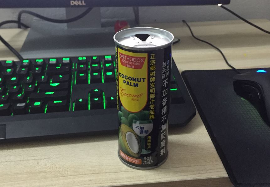 椰树牌椰汁的产品设计师 手里一定有老板的裸