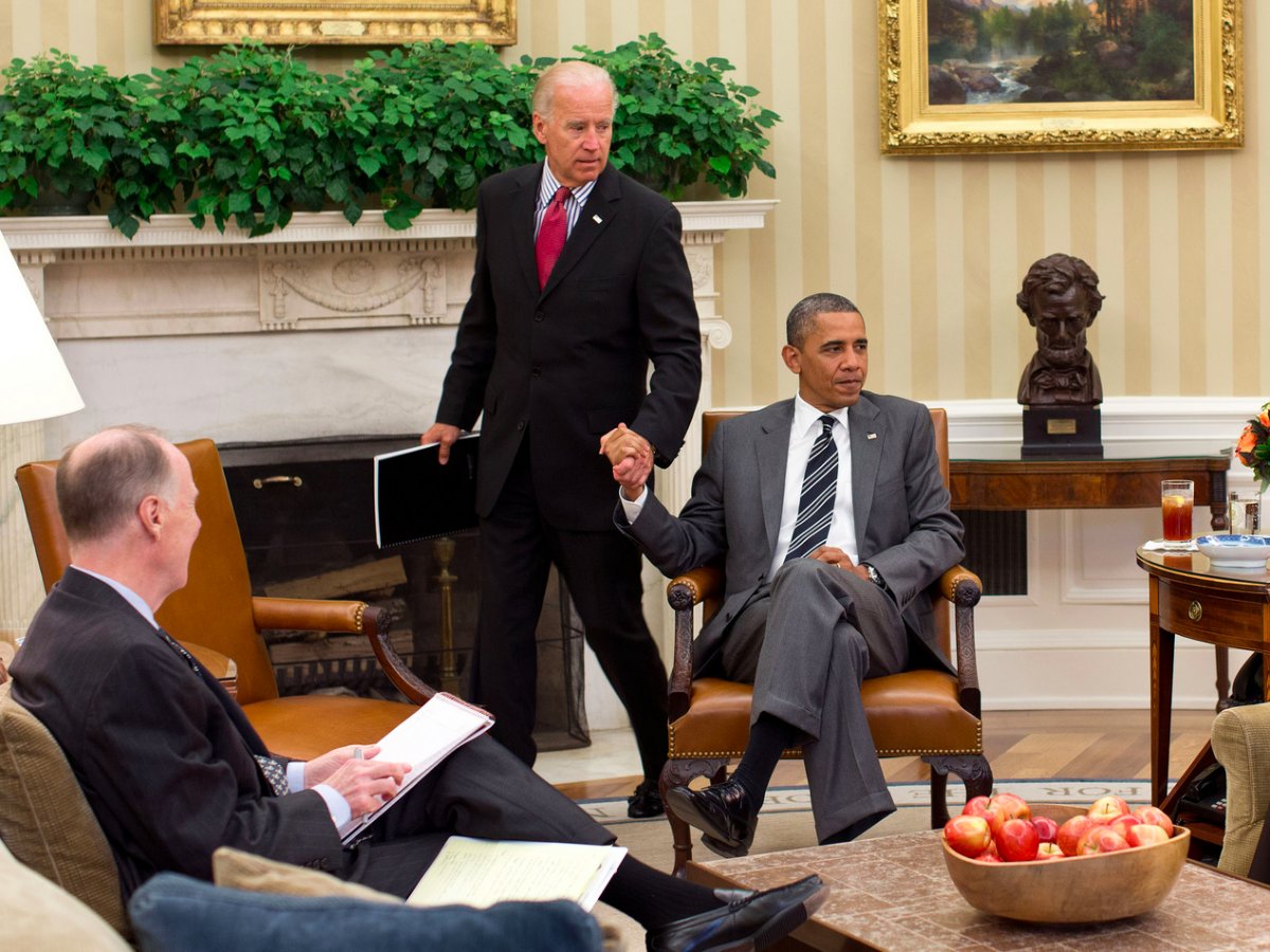 Obama-Biden photos show their bromance - Business Insider
