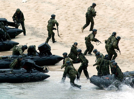日媒：日本自卫队设想台海两岸冲突 将实施演习