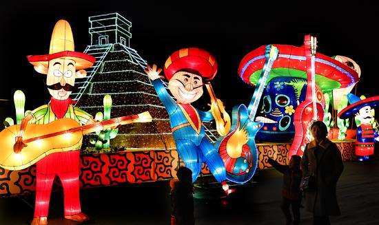 陕西韩城举办国际灯光艺术节