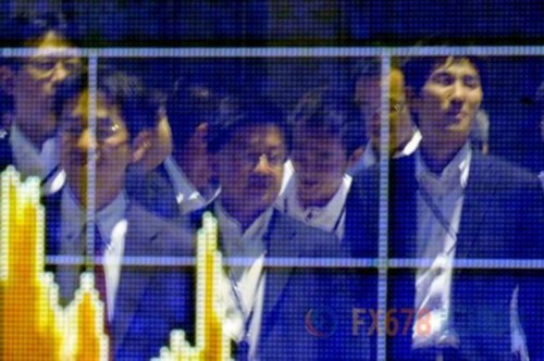 美联储声明在即,黄金近一周高点;特朗普为焦点