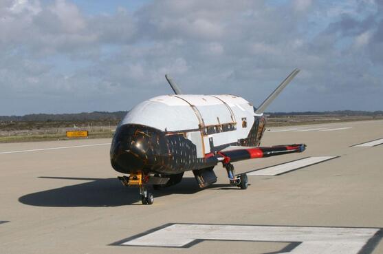 神秘空天战机X-37B第4次飞行 在轨已逾600天