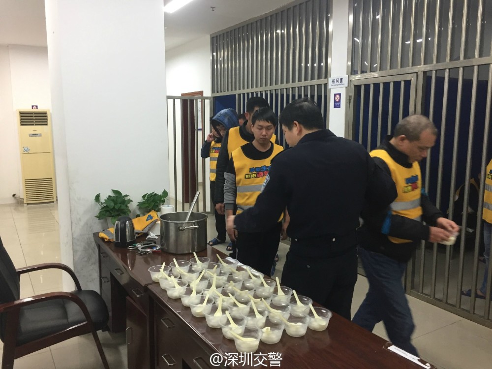 深圳市人口公安局_深圳市公安局照片(3)