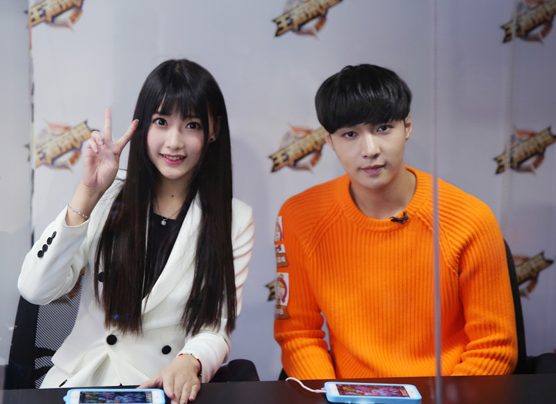 张艺兴搭档解说琪琪上线《王者荣耀》