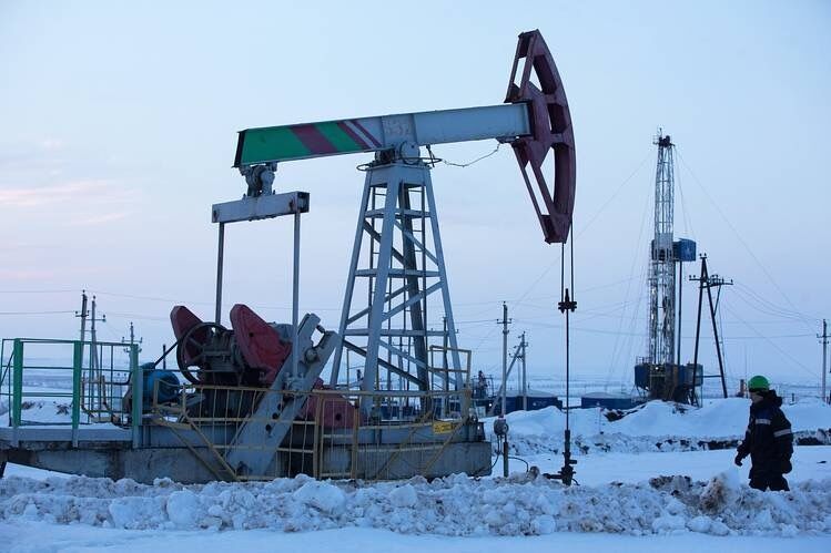 对冲基金油价多头增仓达2006年来高位 目标价