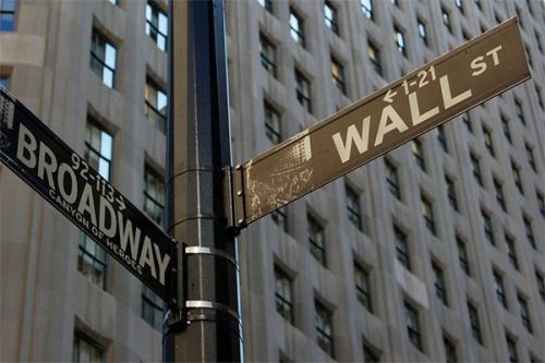 华尔街在美国信贷市场找到下一个大举做空机会