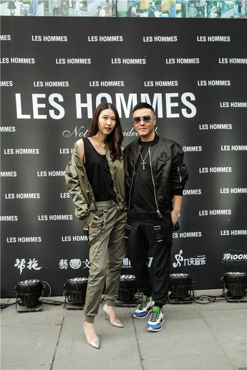 LES HOMMES入驻北京太古里 硬朗风范与军装阵营强势来袭