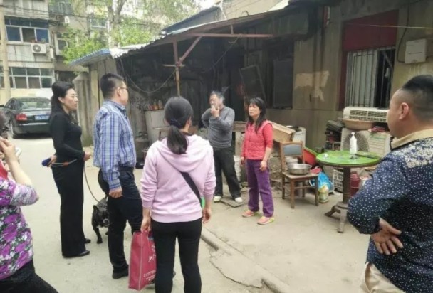 大黄狗与邻居狗交配 遭邻居割喉 - 梅思特 - 你拥有很多,而我,只有你。。。 大黄狗与邻居狗交配 遭邻居割喉 - 梅思特 - 你拥有很多,而我,只有你。。。