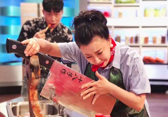 《鲜厨当道》将播 范湉湉彪悍的人生比电视剧更精彩