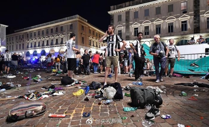 意大利：球迷看欧冠发生踩踏事故 至少200人受伤